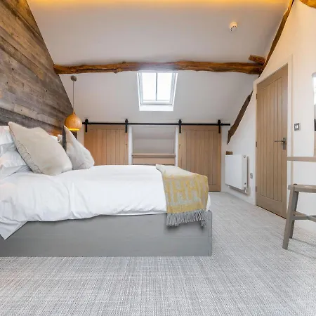 度假居 The End At The Heaning Estate *