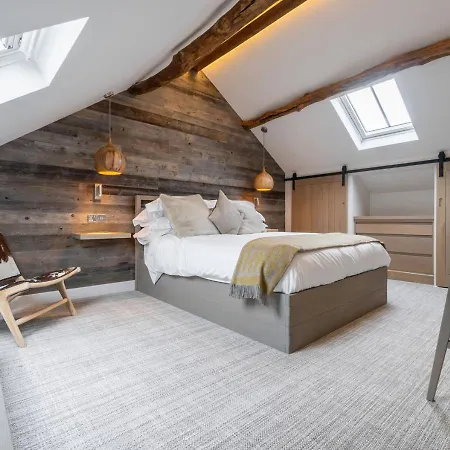 The End At The Heaning Estate 度假居