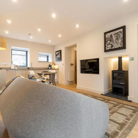 The End At The Heaning Estate 度假居 *